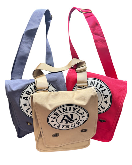 AriNiyla Leisure Canvas Field Bag