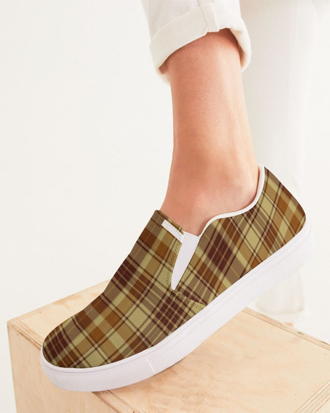 AriNiyla Nutty Women's Slip-On Shoe